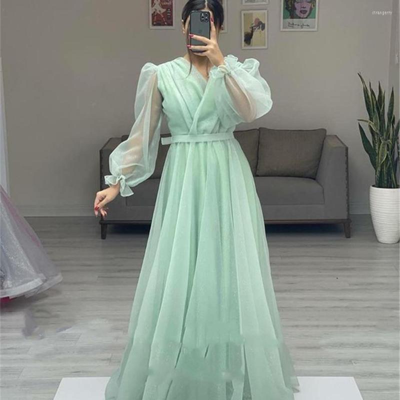 Party Dresses Elegant A Line Mint Green Long Sleeves Prom Modest V Neck Floor Length Evening Gowns 2023 Formal Occaison Dress, Black
Party Dresses Elegant A Line Mint Green Long Sleeves Prom Modest V Neck Floor Length Evening Gowns 2023 Formal Occaison Dress, Black