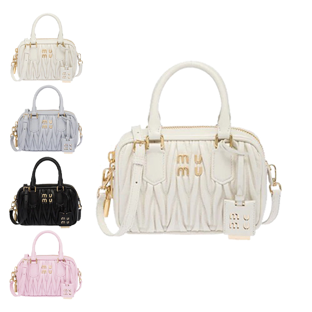 Matelasse quality Miu top bowling square travel bag Miui wallet shoulder Designer tote handbag Womens Men Designer purse crossbody Luxury real Leather clutch bags, Black
Matelasse quality Miu top bowling square travel bag Miui wallet shoulder Designer tote handbag Womens Men Designer purse crossbody Luxury real Leather clutch bags, Black