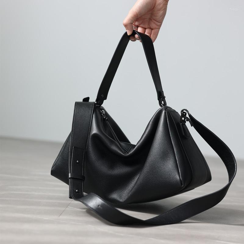 Evening Bags Crossbody For Women Trendy Large Capacity Genuine Leather Handbags Short Travel Black Shoudler Bag
Evening Bags Crossbody For Women Trendy Large Capacity Genuine Leather Handbags Short Travel Black Shoudler Bag