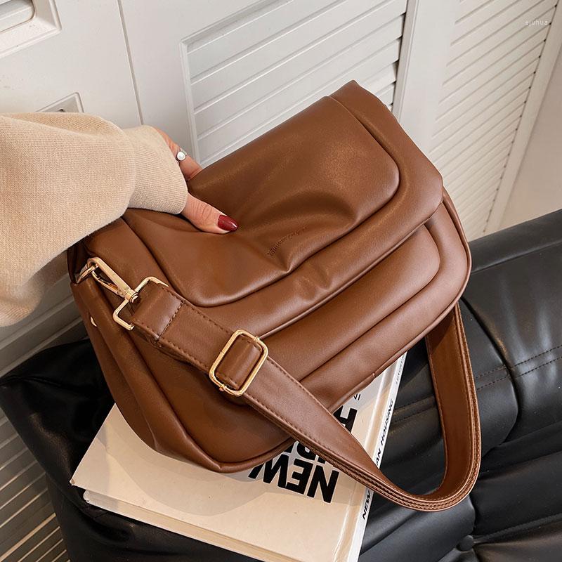 Evening Bags Large Capacity Shoulder Bag Women's Fashion Soft PU Leather Crossbody Pack Retro Commute Messenger, Brown
Evening Bags Large Capacity Shoulder Bag Women's Fashion Soft PU Leather Crossbody Pack Retro Commute Messenger, Brown