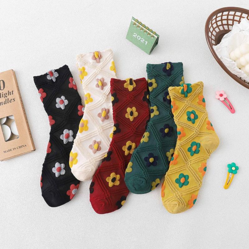 Women Socks 1 Pair Spring Three-Dimensional Hollow Striped HyunA Wind Retro Floret Thin, Black
Women Socks 1 Pair Spring Three-Dimensional Hollow Striped HyunA Wind Retro Floret Thin, Black