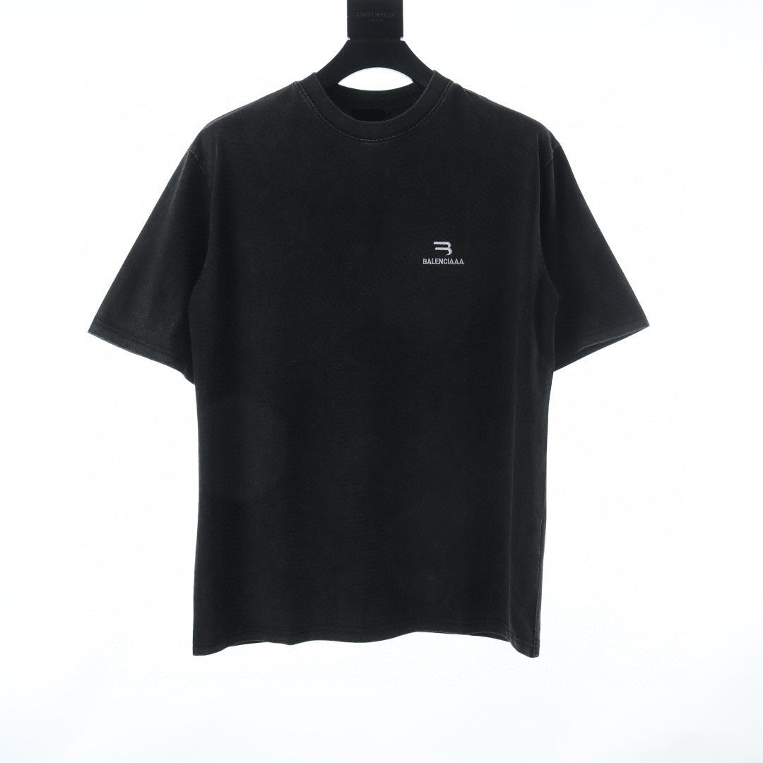 Men's Plus Tees & Polos Round neck embroidered and printed polar style summer wear with street pure cotton 11q
Men's Plus Tees & Polos Round neck embroidered and printed polar style summer wear with street pure cotton 11q