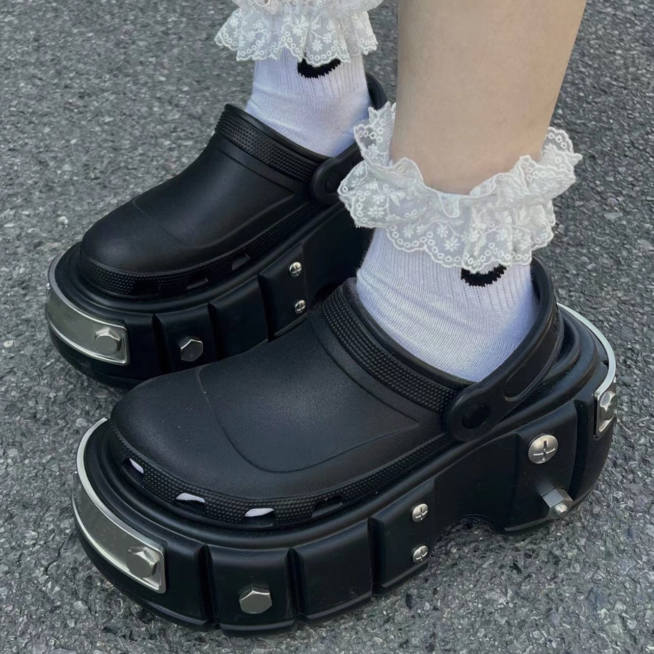 MEN'S HARDCROC MULE BLACK PUNK STYLE SLIPPERS WITH BB RIVETS BEACH POOL SLIDES SANDALS 110mm PLATFORM ROUND TOE CASUAL FOAM SHOES WATER WALKER TRAINER
MEN'S HARDCROC MULE BLACK PUNK STYLE SLIPPERS WITH BB RIVETS BEACH POOL SLIDES SANDALS 110mm PLATFORM ROUND TOE CASUAL FOAM SHOES WATER WALKER TRAINER