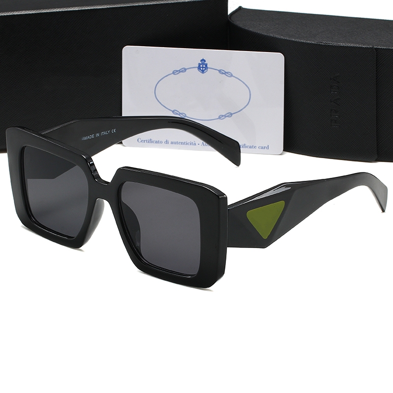 Top luxury Sunglasses polaroid lens designer womens Mens Goggle senior Eyewear For Women eyeglasses frame Vintage Metal Sun Glasses With Box HB23
Top luxury Sunglasses polaroid lens designer womens Mens Goggle senior Eyewear For Women eyeglasses frame Vintage Metal Sun Glasses With Box HB23