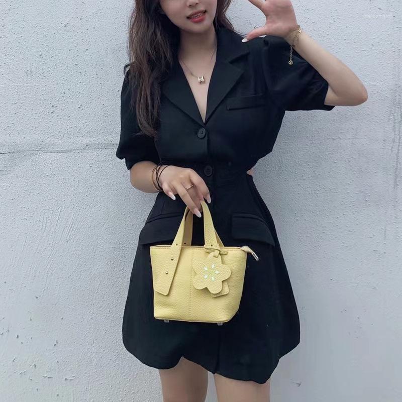 Evening Bags Simple Women Solid Color Shoulder Handbags Female Genuine Leather Travel Fashion Hand Bag, Black
Evening Bags Simple Women Solid Color Shoulder Handbags Female Genuine Leather Travel Fashion Hand Bag, Black