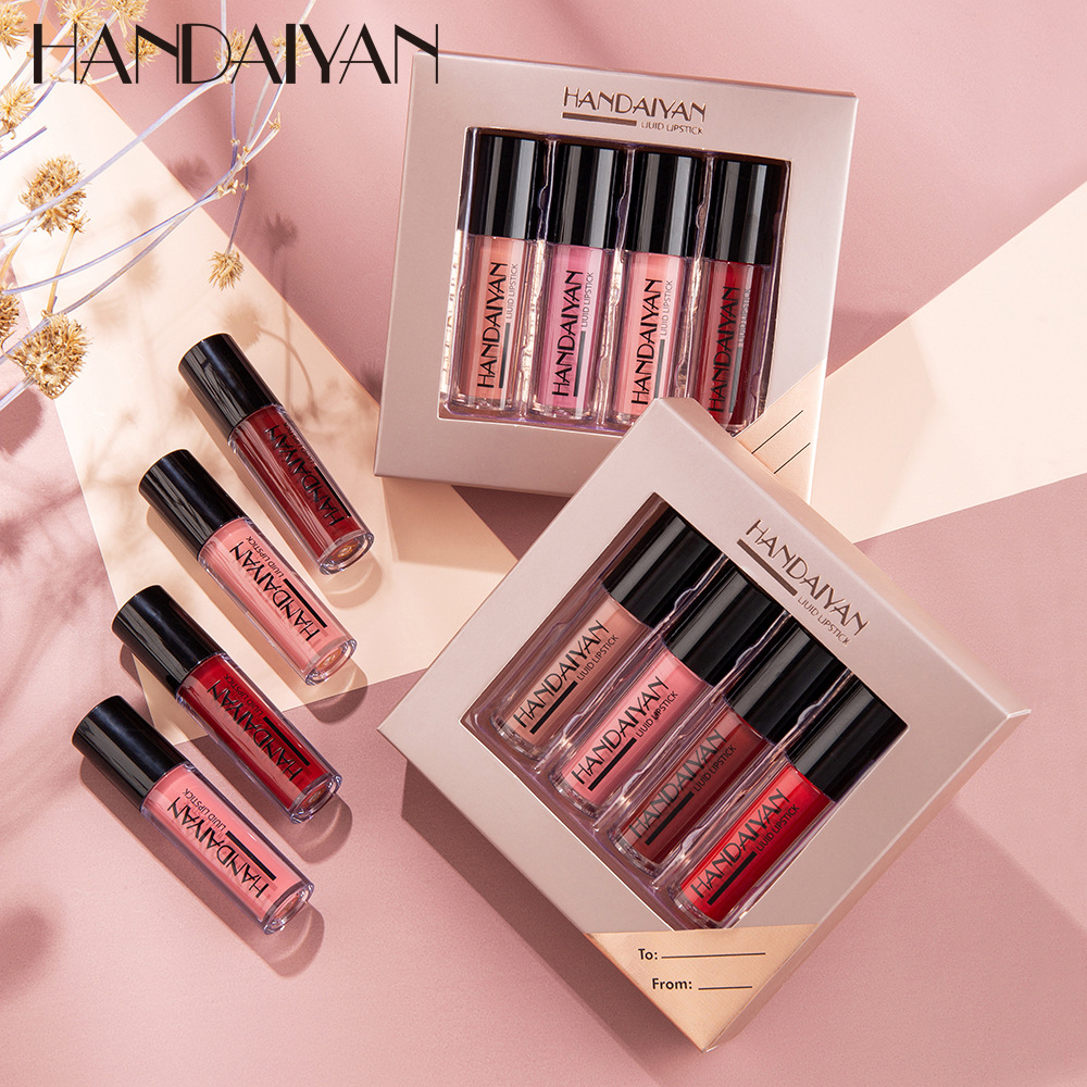 Handaiyan 4 Lip Gloss Set Moisturizer Lipglosses Box and Matte Liquid Lipstick Non-stick Cup Natura Makeup Lipgloss CC-02, Polychrome
Handaiyan 4 Lip Gloss Set Moisturizer Lipglosses Box and Matte Liquid Lipstick Non-stick Cup Natura Makeup Lipgloss CC-02, Polychrome