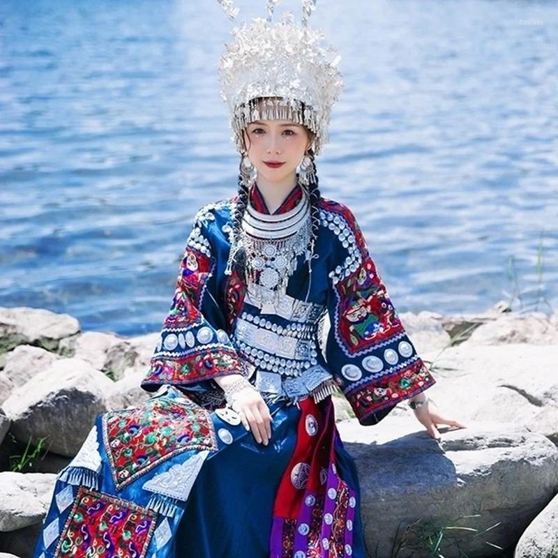 Stage Wear Hmong Clothes Women Embroidered Miao Traditional Clothing Headdress Collar Jewelry Performance Travel Pography, Sets accessories
Stage Wear Hmong Clothes Women Embroidered Miao Traditional Clothing Headdress Collar Jewelry Performance Travel Pography, Sets accessories