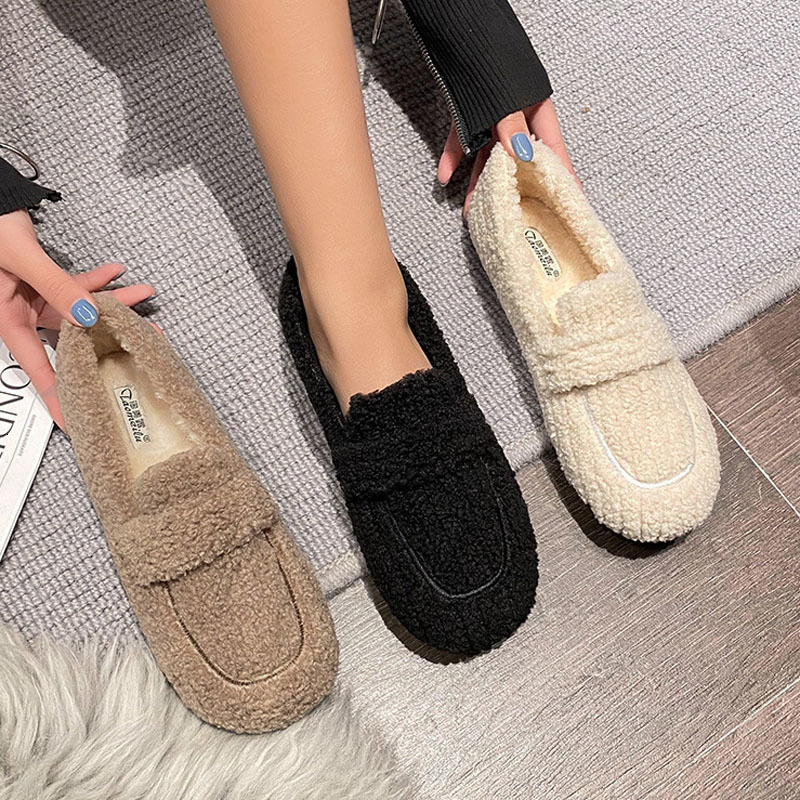 Dress Shoes Fashion Luxury Lambswool Loafers Moccasins Femme Winter Cotton Shoes Women Warm Plush Loafers Curly Furry Sheep Fur Flats 230227, Auburn
Dress Shoes Fashion Luxury Lambswool Loafers Moccasins Femme Winter Cotton Shoes Women Warm Plush Loafers Curly Furry Sheep Fur Flats 230227, Auburn