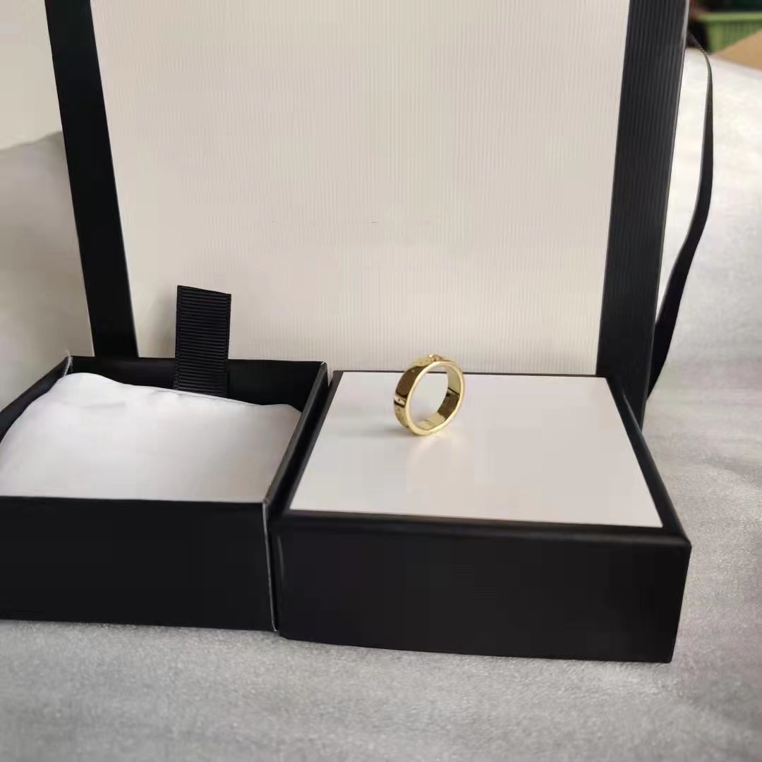 New Style Couple Ring Personality Simple for Lover Rings Fashion High Quality Silver Plateds Jewelry Supply
New Style Couple Ring Personality Simple for Lover Rings Fashion High Quality Silver Plateds Jewelry Supply