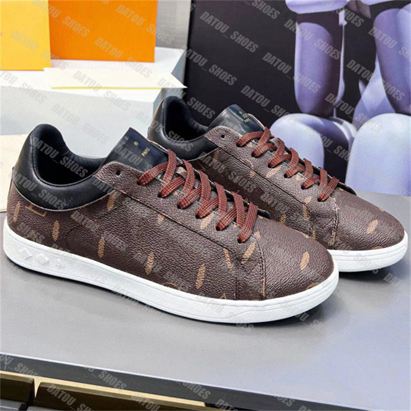 Mens Designer Casual Shoes Leather Luxury Trainers Old Flower Luxembourg Jogger Sneakers Size 38-45 Man White Bottom Sneaker V Shoe 19ss, L1
Mens Designer Casual Shoes Leather Luxury Trainers Old Flower Luxembourg Jogger Sneakers Size 38-45 Man White Bottom Sneaker V Shoe 19ss, L1