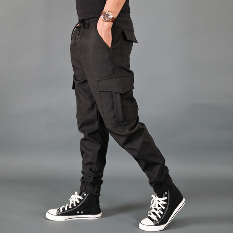 Men's Pants Winter Men Pants Thick Fleece Joggers Multi Pocket Loose Sport Trousers Male Casual Warm Sweatpants Cargo Pants M-6XL 230228
