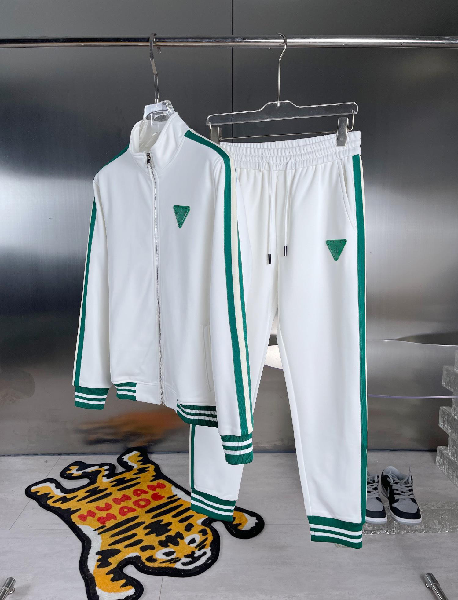 Polo Fashion Spring Autumn Men Tracksuits Sweatshirts Horse Embroidery Jogger Sporting Suites Men Sports Wear Set Asian size M- DT7V
Polo Fashion Spring Autumn Men Tracksuits Sweatshirts Horse Embroidery Jogger Sporting Suites Men Sports Wear Set Asian size M- DT7V
