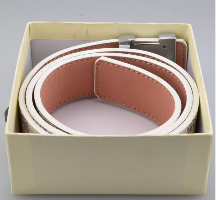 Fashion Designer belts men women classic luxury casual letter Big gold silver black buckle genuine Width, With box
Fashion Designer belts men women classic luxury casual letter Big gold silver black buckle genuine Width, With box