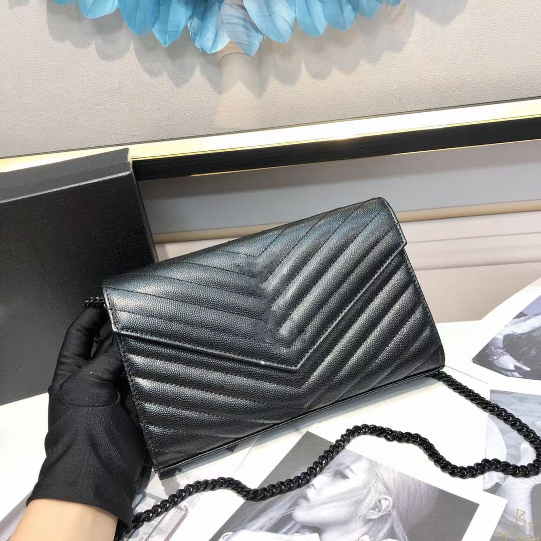 2023 New Luxury Designer Woman Bag Handbag Women Shoulder Bags Genuine Leather Original Box Messenger Purse Chain with card holder slot clutch, ...
2023 New Luxury Designer Woman Bag Handbag Women Shoulder Bags Genuine Leather Original Box Messenger Purse Chain with card holder slot clutch, ...