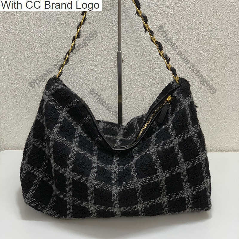 CC Brand Totes Large Capacity Black Purple Classical Designer Tote Bag Diamond Lattice Two-tone Tweed Metal Chain Shoulder Casual Fashion Shopping Outdoor Commu
CC Brand Totes Large Capacity Black Purple Classical Designer Tote Bag Diamond Lattice Two-tone Tweed Metal Chain Shoulder Casual Fashion Shopping Outdoor Commu