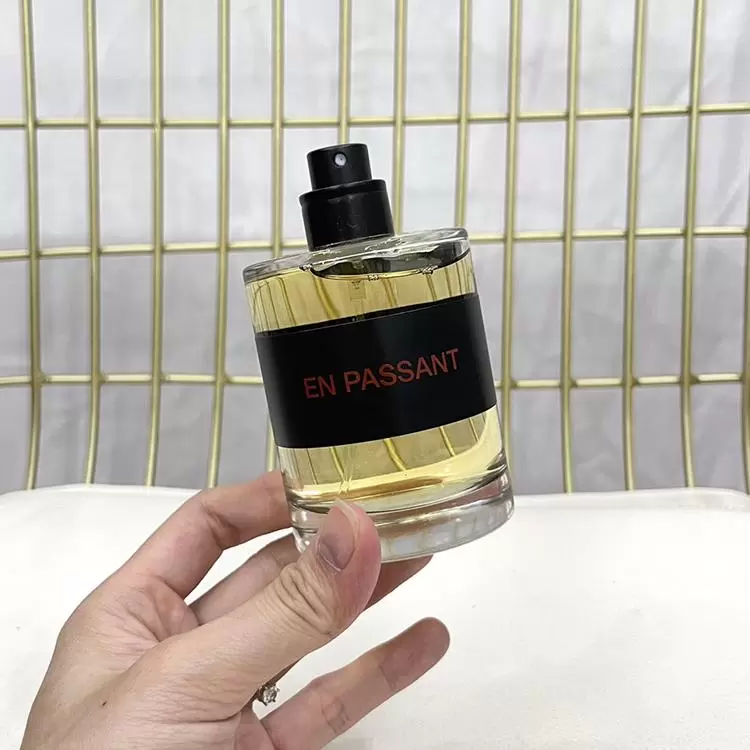 Premierlash Brand Woman Perfume 100ml Une Rose Portrait of a Lady Fragrance Editions De Parfums Long Lasting Good Smell Floral Spray Cologne High Quality Fast Ship
Premierlash Brand Woman Perfume 100ml Une Rose Portrait of a Lady Fragrance Editions De Parfums Long Lasting Good Smell Floral Spray Cologne High Quality Fast Ship