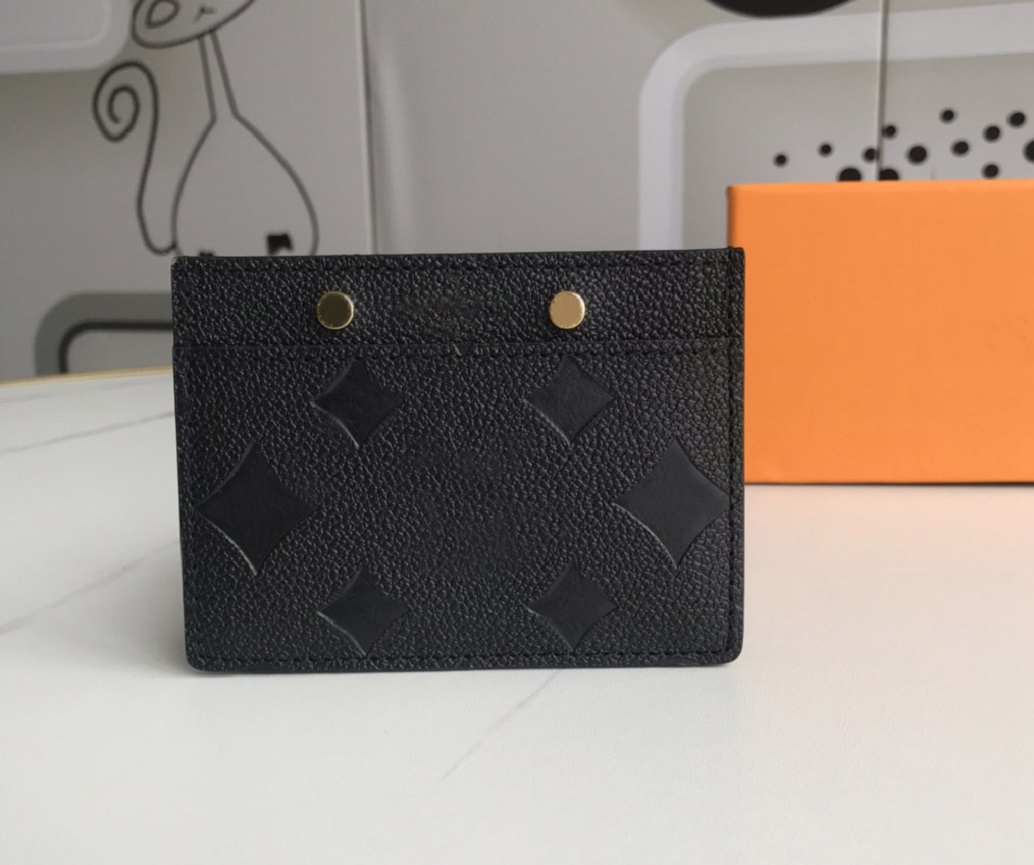 Fashion designer wallets luxury Brazza purse mens womens clutch bags Highs quality flower letter coin purses long card holders with original box dust bag 69174, Embossed monogrames
Fashion designer wallets luxury Brazza purse mens womens clutch bags Highs quality flower letter coin purses long card holders with original box dust bag 69174, Embossed monogrames