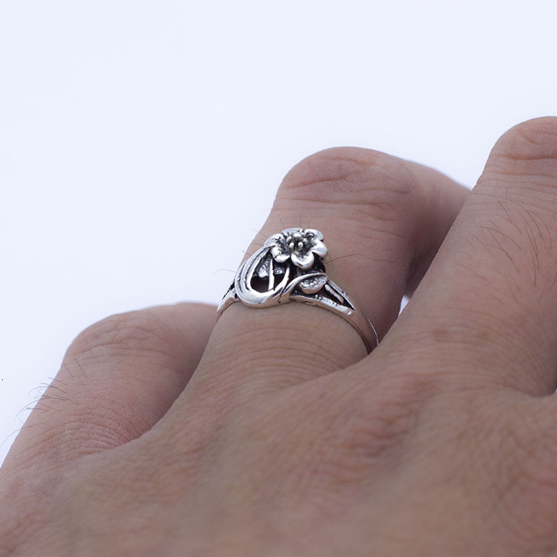 Band Rings 100Pcs Mix style Flower Elegant Alloy Vintage for women Jewelry Wholesale lots 230228