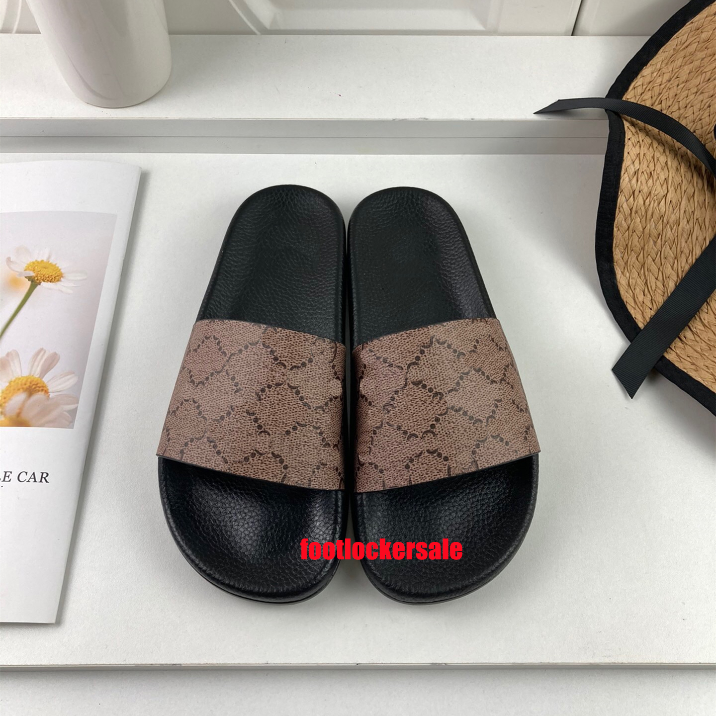 New 2023 Slippers For Men Women Designer Floral pantoufle Flats Embroidery Leather Rubber Fashion brand Summer womens mens Sliders, 36
New 2023 Slippers For Men Women Designer Floral pantoufle Flats Embroidery Leather Rubber Fashion brand Summer womens mens Sliders, 36