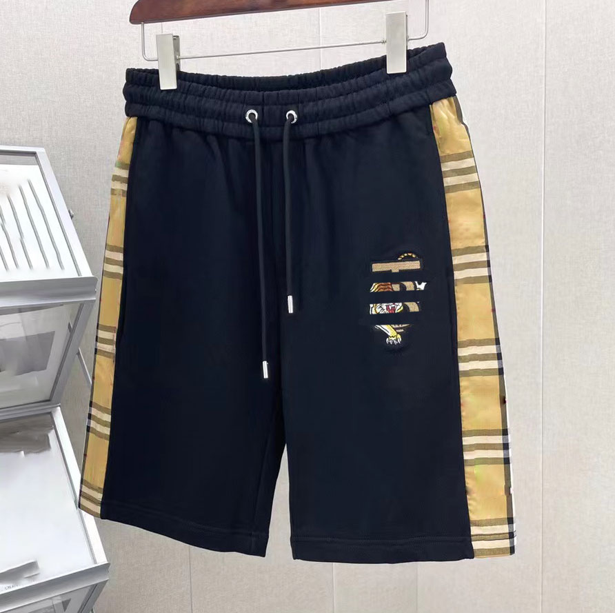 Designer Men Shorts Luxury Plaid Fashion Men' Women' Shorts 2023 Summer Street Hip Hop Shorts High Quality Swimwear Beach Shorts Casual lovers Pants Size -XXL
Designer Men Shorts Luxury Plaid Fashion Men' Women' Shorts 2023 Summer Street Hip Hop Shorts High Quality Swimwear Beach Shorts Casual lovers Pants Size -XXL
