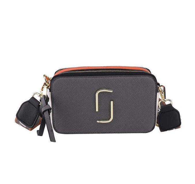 fashion womens mens snapshot High texture ladies bag Handbag Famous Camera designer Small Crossbody purse mini Marc Women Shoulder Bags Messenger cross body 00802, Purple
fashion womens mens snapshot High texture ladies bag Handbag Famous Camera designer Small Crossbody purse mini Marc Women Shoulder Bags Messenger cross body 00802, Purple
