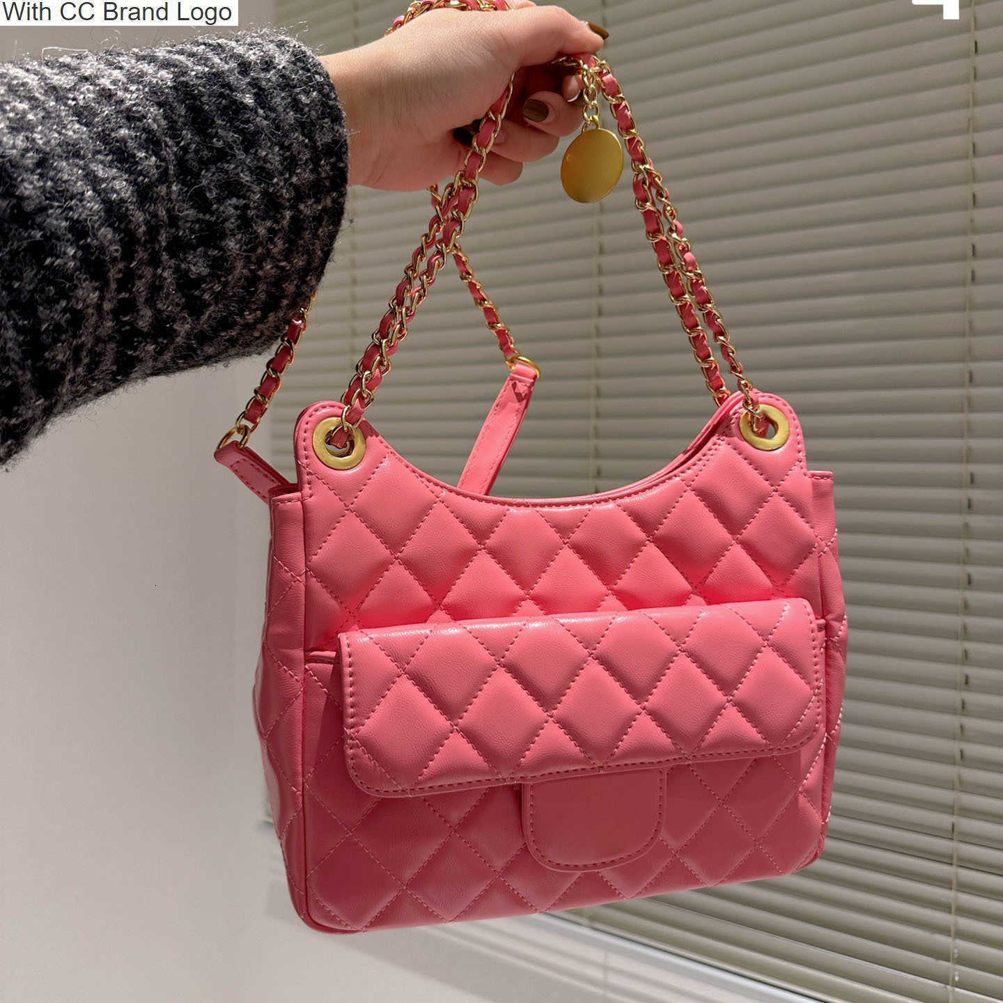 CC Brand Cross Body 23 Early Spring Womens Holiday Hobo Bags Oil Wax Calfskin Quilted Patent Leather Chain Large Capacity Crossbody Sacoche Wallets French Desig, Box
CC Brand Cross Body 23 Early Spring Womens Holiday Hobo Bags Oil Wax Calfskin Quilted Patent Leather Chain Large Capacity Crossbody Sacoche Wallets French Desig, Box