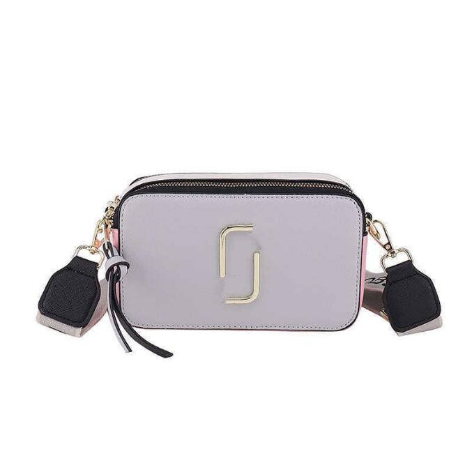 Marc Womens Designer Bags 2023 New Fashion Camera Bag Messenger Shoulder Small Square Bag 008612, Yellow
Marc Womens Designer Bags 2023 New Fashion Camera Bag Messenger Shoulder Small Square Bag 008612, Yellow