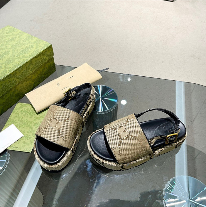 Designer Womens Sandals Mens Slippers Slide Sandals Flip Flops Flat Thick Bottom Embroidery Printed Jelly Rubber Leather Women Dress Shoes High Heel sandal 35-45
Designer Womens Sandals Mens Slippers Slide Sandals Flip Flops Flat Thick Bottom Embroidery Printed Jelly Rubber Leather Women Dress Shoes High Heel sandal 35-45