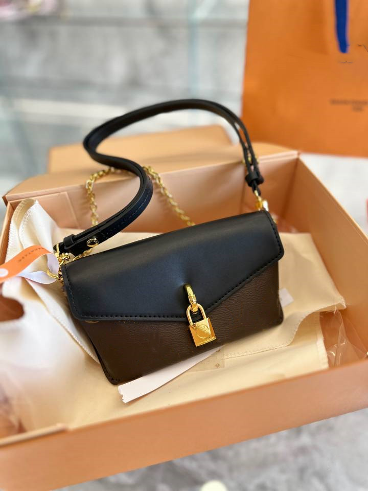 Designer Luxury Wal… - image