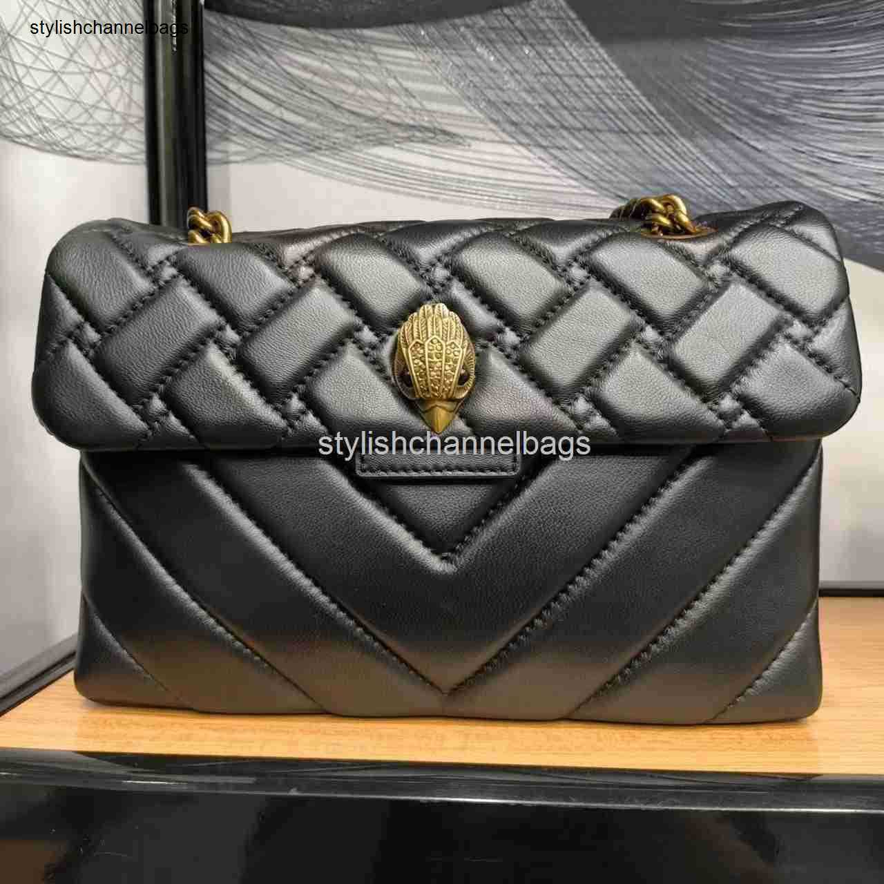 Kurt Geiger London Black Medium 26cm Cross Body Bags Genuine Leather Handbags Clutch Vintage Chains Messenger Bag Leather Tote Handbag W554, Uk flag
Kurt Geiger London Black Medium 26cm Cross Body Bags Genuine Leather Handbags Clutch Vintage Chains Messenger Bag Leather Tote Handbag W554, Uk flag