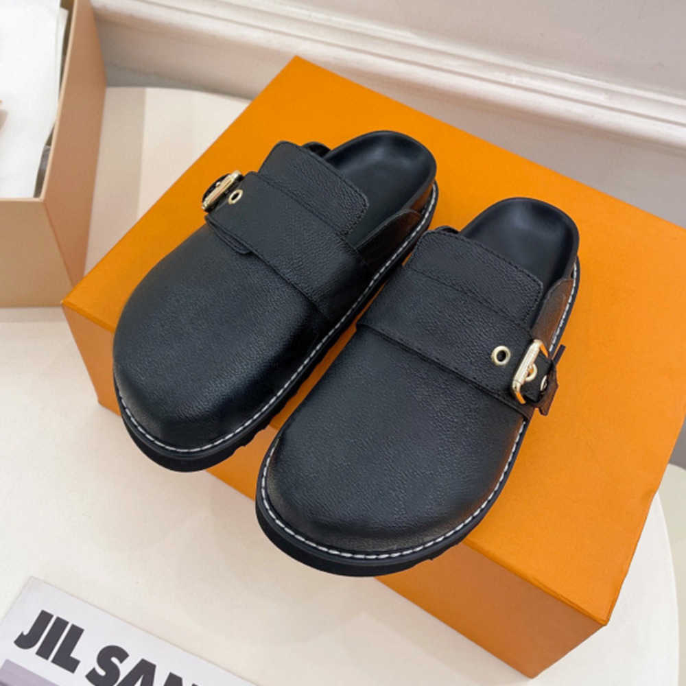 Men Slide Comfort Mules Shoes Women Luxury Leather Flat Slippers Platform Sandal Fashion Summer Casual Shoes 35-45 With Box NO436, 10
Men Slide Comfort Mules Shoes Women Luxury Leather Flat Slippers Platform Sandal Fashion Summer Casual Shoes 35-45 With Box NO436, 10