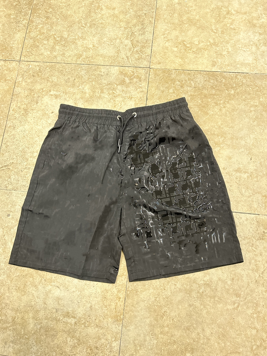 Mens Designer Swimming Trunks Tshirts Fashion Letter Water Reaction Swim Trunks Quick Drying SwimWear Swim Shorts Summer Bathing Suit Beachwear Board Beach Shorts
Mens Designer Swimming Trunks Tshirts Fashion Letter Water Reaction Swim Trunks Quick Drying SwimWear Swim Shorts Summer Bathing Suit Beachwear Board Beach Shorts