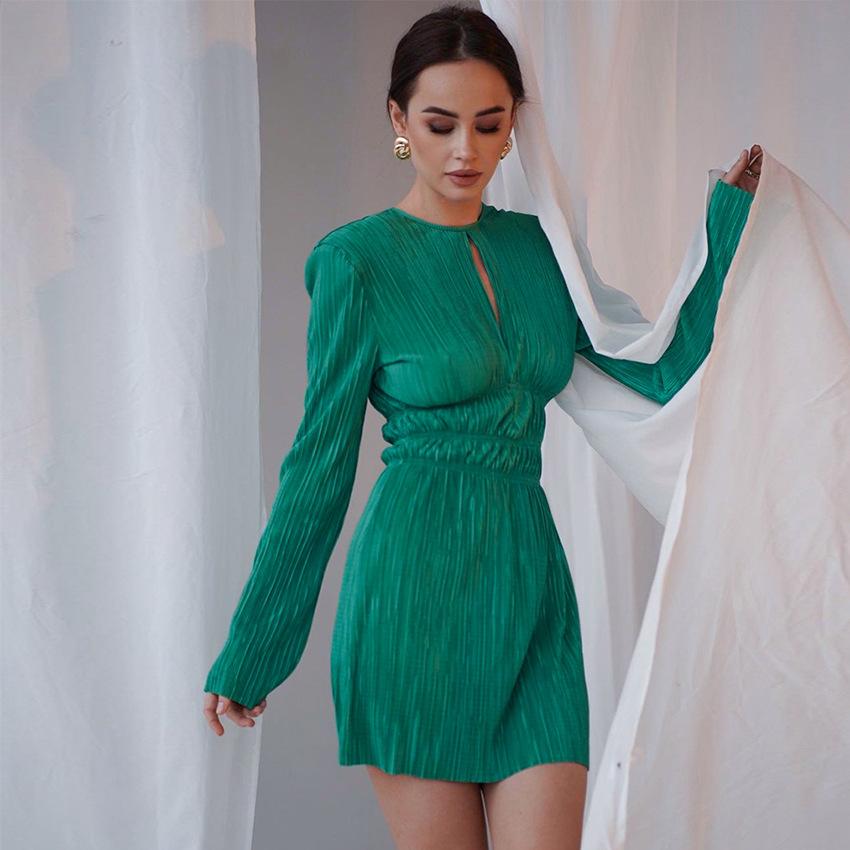 Dresses 2023 Miyak Pleated High Waist Slim Mini Dress for Women Long Sleeve Oneck Solid Fashion Black Green Chic Party Dresses Women
Dresses 2023 Miyak Pleated High Waist Slim Mini Dress for Women Long Sleeve Oneck Solid Fashion Black Green Chic Party Dresses Women