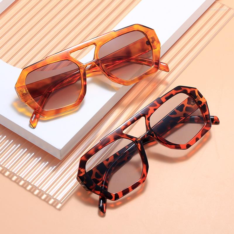 Sunglasses Fashion Square Women Brand Designer Vintage Sun Glasses Female Candy Colors Big Frame Mirror
Sunglasses Fashion Square Women Brand Designer Vintage Sun Glasses Female Candy Colors Big Frame Mirror