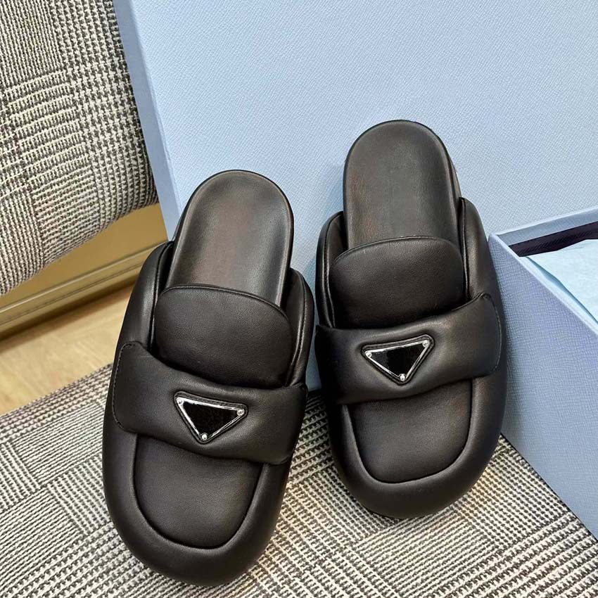 Designer Luxury Sandals Womens Slippers Slide Metal triangle logo 2cm rubber sole Slides Black White Pool Ladies Casual Sandal, #1
Designer Luxury Sandals Womens Slippers Slide Metal triangle logo 2cm rubber sole Slides Black White Pool Ladies Casual Sandal, #1