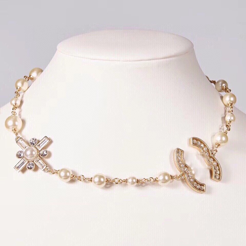 20Style Women ccity Choker Luxury Designer Necklace Pendant Chain Crystal Brass C-Letter Necklaces Statement Jewelry Accessories 66
20Style Women ccity Choker Luxury Designer Necklace Pendant Chain Crystal Brass C-Letter Necklaces Statement Jewelry Accessories 66