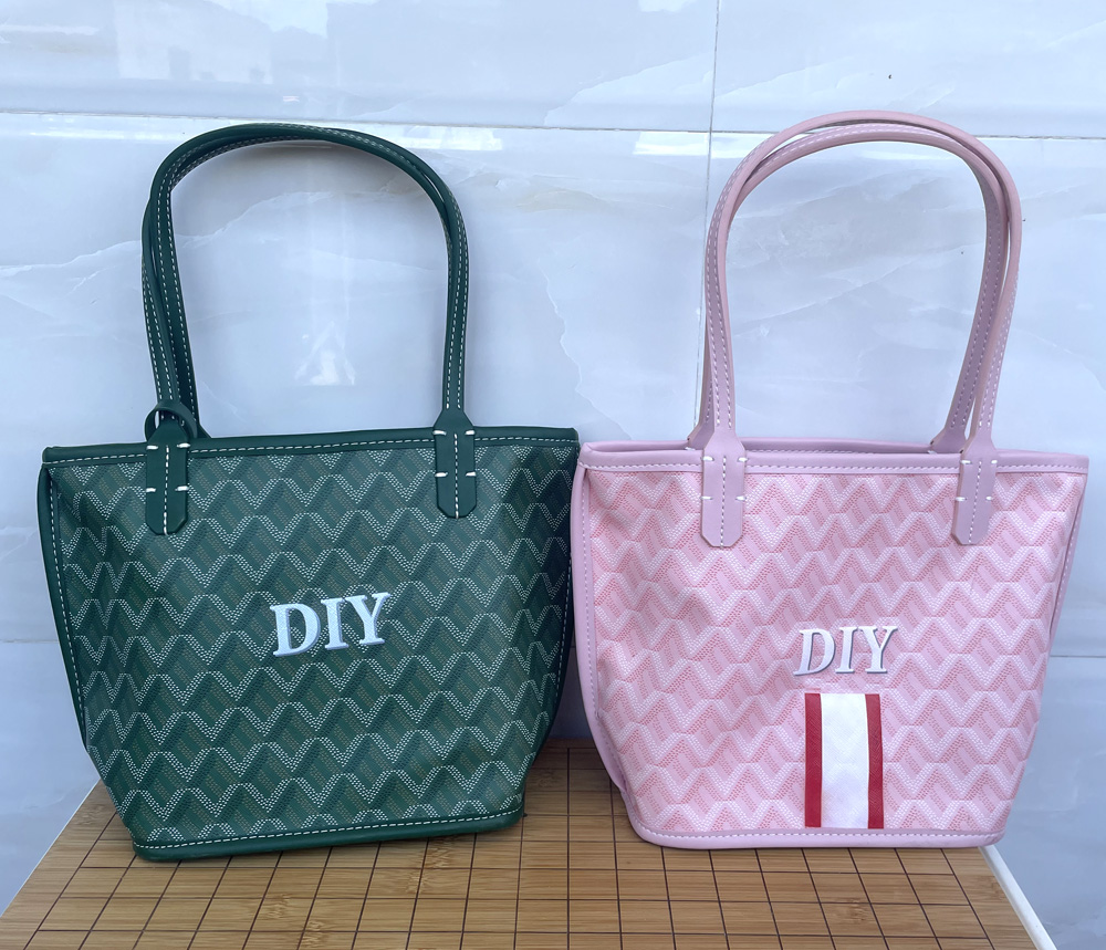 Women's shopping Totes bags mini composite shoulder bag tote single-sided Real handbag DIY Do It Yourself handmade Customized personalized customizing R2, Black
Women's shopping Totes bags mini composite shoulder bag tote single-sided Real handbag DIY Do It Yourself handmade Customized personalized customizing R2, Black