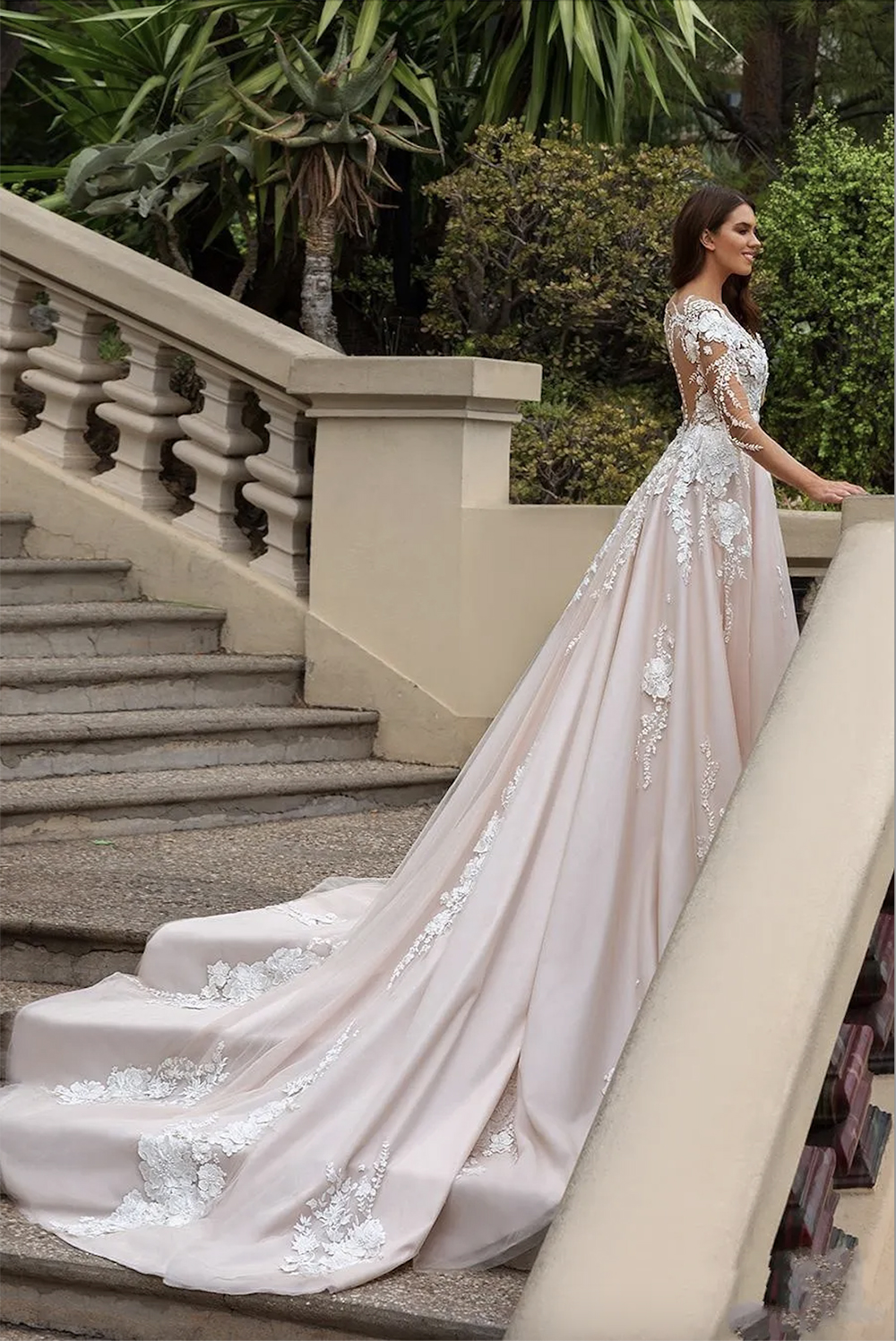Wedding Dress Bridal Gowns Sheer Long Sleeves V Neck Embellished Lace Embroidered Romantic Princess Blush A Line Beach 0509