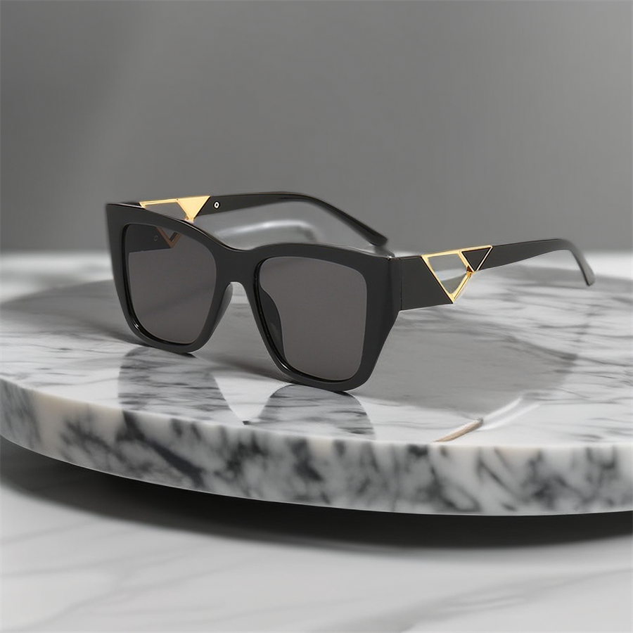 Polygon Sunglass Fashion Cool Sunglasses Women Men Sun glass Driving Leisure Goggle Adumbral 7 Color Option Eyeglasses
Polygon Sunglass Fashion Cool Sunglasses Women Men Sun glass Driving Leisure Goggle Adumbral 7 Color Option Eyeglasses
