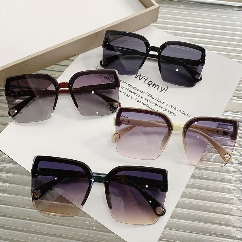 Sunglasses Vintage Square Women Brand Designer Gradient Oversized Sun Glasses Female Fashion Rimless Driving
Sunglasses Vintage Square Women Brand Designer Gradient Oversized Sun Glasses Female Fashion Rimless Driving
