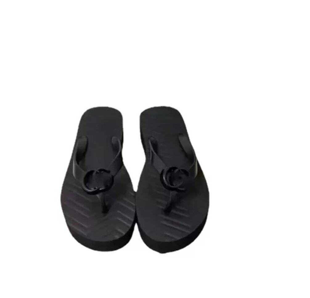 Luxurious Slippers Foam Slides For Woman Designer Flip Flops Fashion Sliders Women Platform Sandal Summer Casual Beach Flipflops Shoes