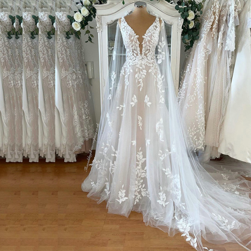 Bohemian Deep V-Neck Wedding Dresses Illusion Appliques Lace A e Bridal Gowns Sweep Train Civil Robe de Mariee