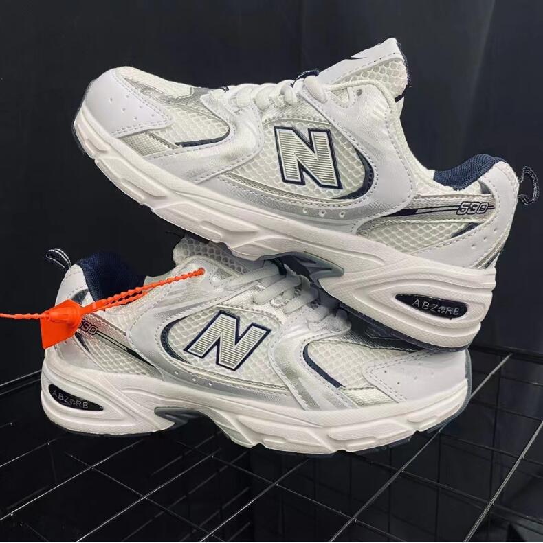 2023 New Women 530 Sneakers Dad Chunky Sneakers Mesh Casual Shoes Autumn Reflective Comfortable Breathable White Flats Female Platform Shoes
2023 New Women 530 Sneakers Dad Chunky Sneakers Mesh Casual Shoes Autumn Reflective Comfortable Breathable White Flats Female Platform Shoes