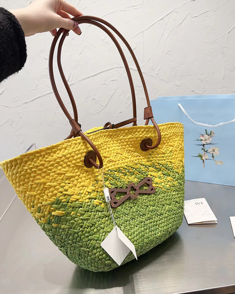 Designer Beach Bags Fashion 2023 Summer Shoulder Bag Totes Straw Casual Shopping Bag Large Basket Woven Holiday Bag Woman Tote Handbag, Beige with brown l*g*
Designer Beach Bags Fashion 2023 Summer Shoulder Bag Totes Straw Casual Shopping Bag Large Basket Woven Holiday Bag Woman Tote Handbag, Beige with brown l*g*
