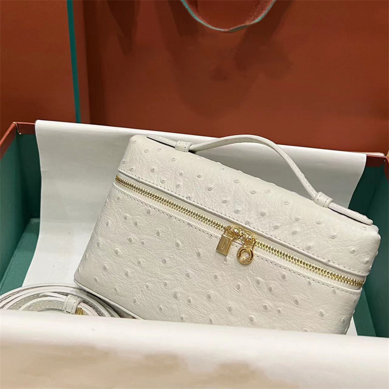 LP19 Extra Pocket L19 Pouch lunch box handbag Loro Piana Women's fashion one shoulder crossbody makeup bag tote zipper handbags crossbody makeup totes
LP19 Extra Pocket L19 Pouch lunch box handbag Loro Piana Women's fashion one shoulder crossbody makeup bag tote zipper handbags crossbody makeup totes