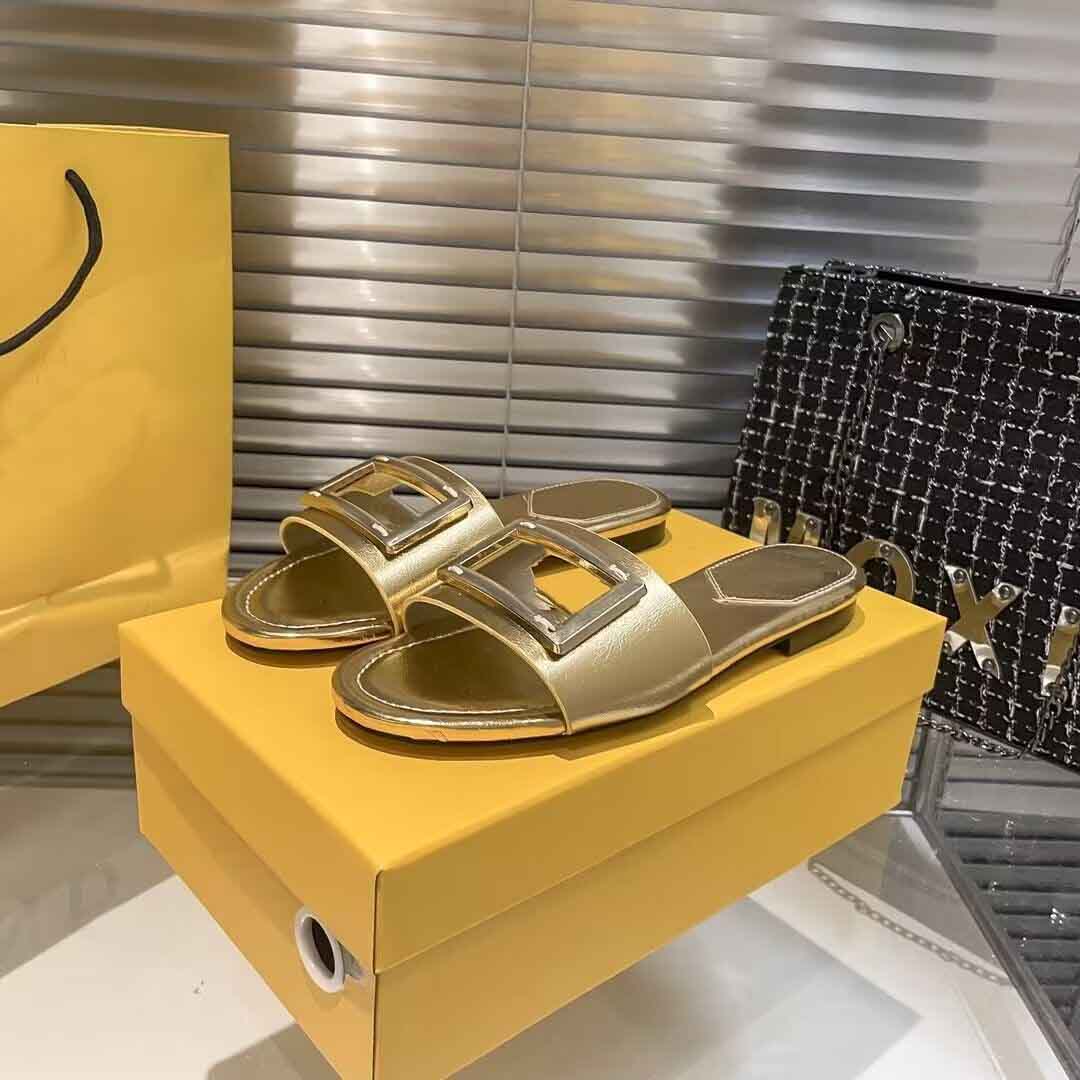 Designer slipper roma sandals leather cutout ff-Baguette summer flats slider sandal Calfskin Leather Outdoor shoes black white yellow flip flop with box 35-42
Designer slipper roma sandals leather cutout ff-Baguette summer flats slider sandal Calfskin Leather Outdoor shoes black white yellow flip flop with box 35-42