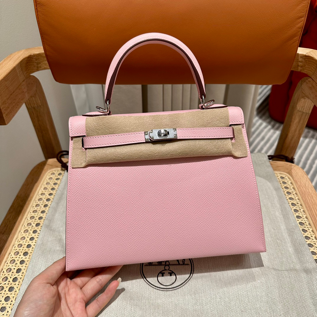 Designer Handbag Genuine leather Shoulder bag 25CM Luxury princess bag Delicate knockoff Evening bag With Box YH001
Designer Handbag Genuine leather Shoulder bag 25CM Luxury princess bag Delicate knockoff Evening bag With Box YH001