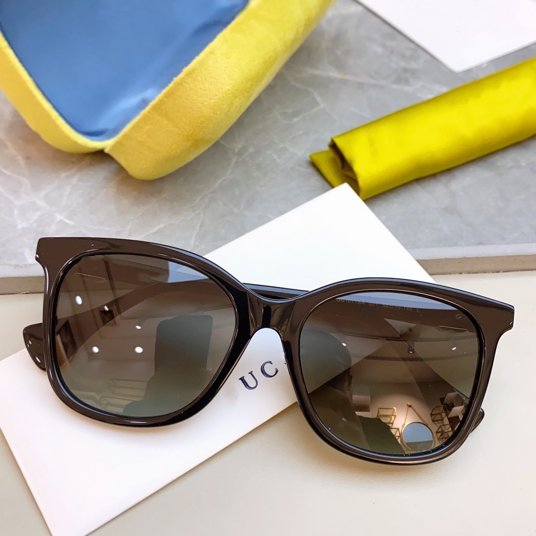 Popular Luxury Sunglasses Lens Designer Women's Men's Glasses Advanced Fashion Glasses Women's Glasses Frame Vintage Metal sunglasses with Box
Popular Luxury Sunglasses Lens Designer Women's Men's Glasses Advanced Fashion Glasses Women's Glasses Frame Vintage Metal sunglasses with Box