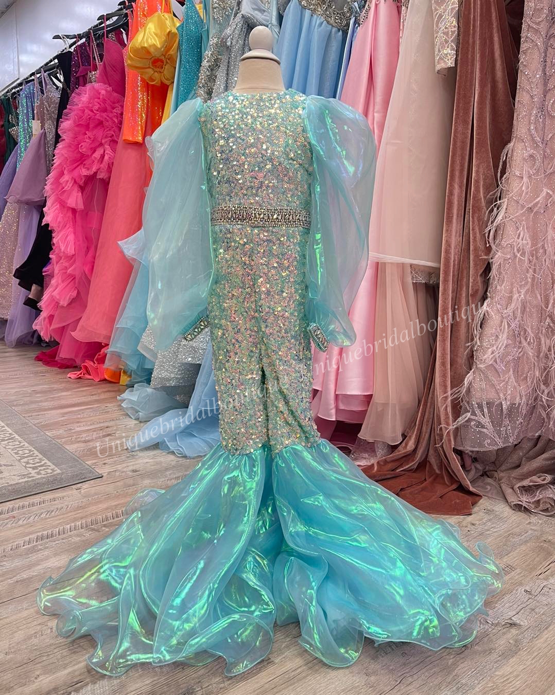 Aqua Girl Pageant Dress Jumpsuit 2023 Iridescent Organza Sequin Puff Sleeves Flared Pants Little Kid Birthday Formal Party Gown Fun Fashion Runway Tod