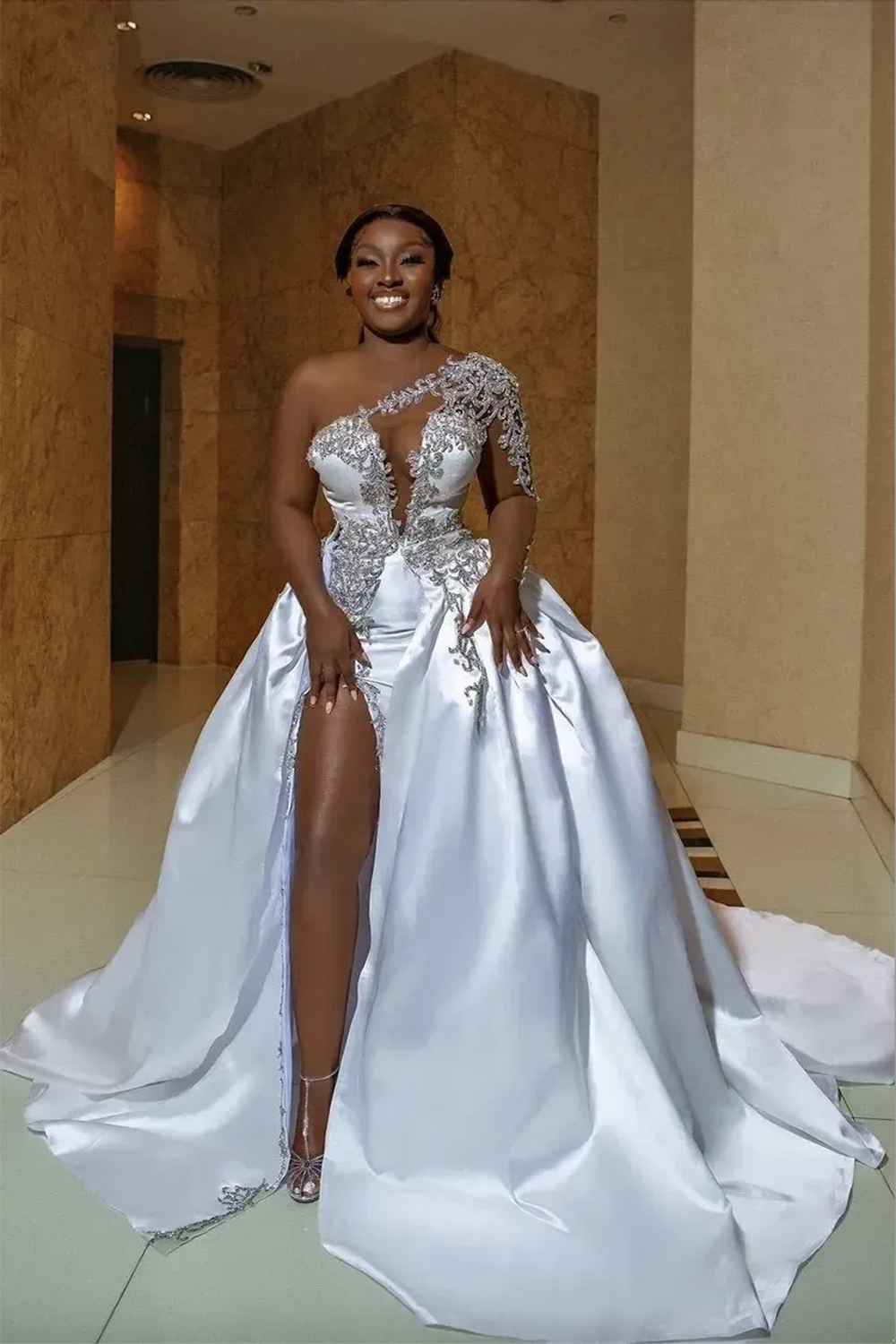 ASO EBI African Sexy High Split Wedding Dresses A Line One Shoulder Beaded Appliques Keyhole Neck Slit Bridal Gowns Plus Size Robes Custom Made 0509